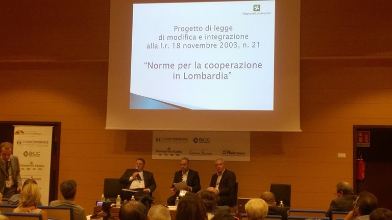 ACI LOMBARDIA E REGIONE PRESENTANO A EXPO LEGGE COOPERAZIONE